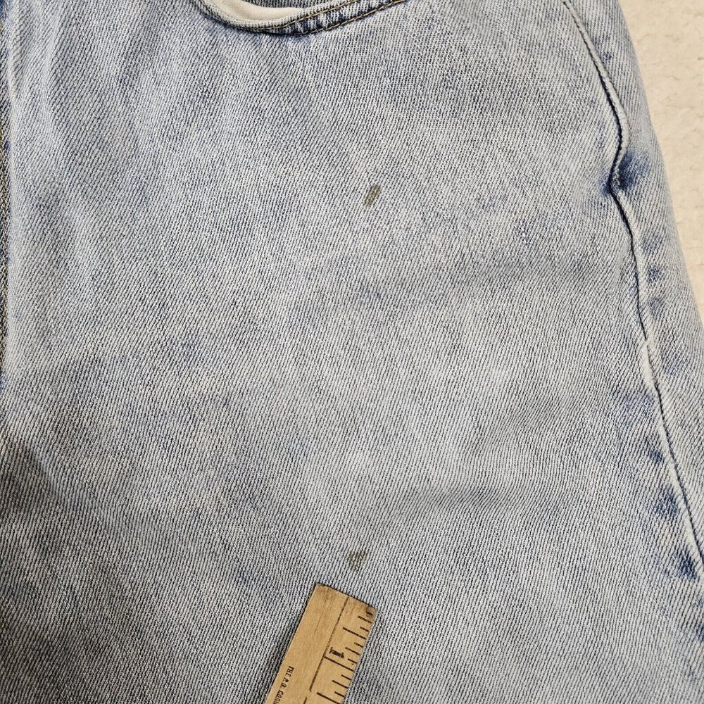 Levi's 550 Mens Jeans 38x34 Light Wash Relaxed Fit Straight Leg Y2K 100% Cotton - Picture 15 of 16